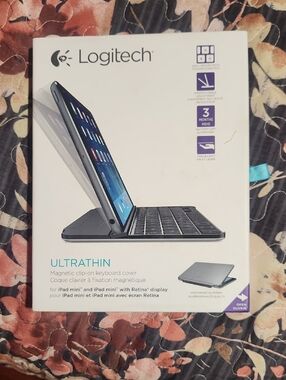 Logitech Ultrathin Magnetic Keyboard Cover - Black